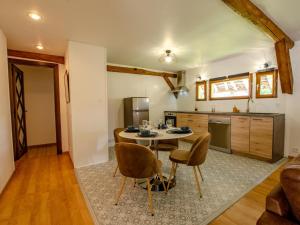 Appartement Dosches, 2 pièces, 2 personnes - FR-1-543-198