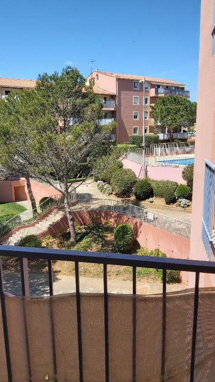 Appartement Appartement double terrasse et piscine 178 Rue Armand Duvivier 83600 Fréjus