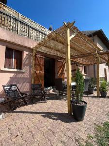 Appartement douillet, proche gare, terrasse, cave