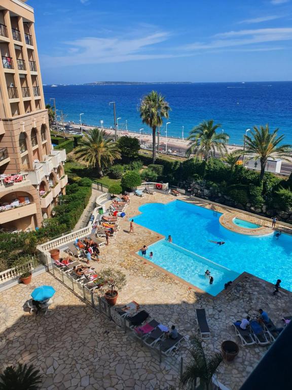 Appartement en bord de mer 6 Rue de la Verrerie, 06150 Cannes