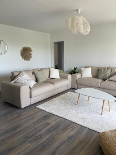 Appartement en centre - résidence privée, vue mer