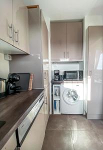 Appartement en Duplex, T3 de charme au pied du village médiéval de Borme-les-Mimosas