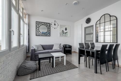 Appartement en front de mer avec terrasse et vue mer