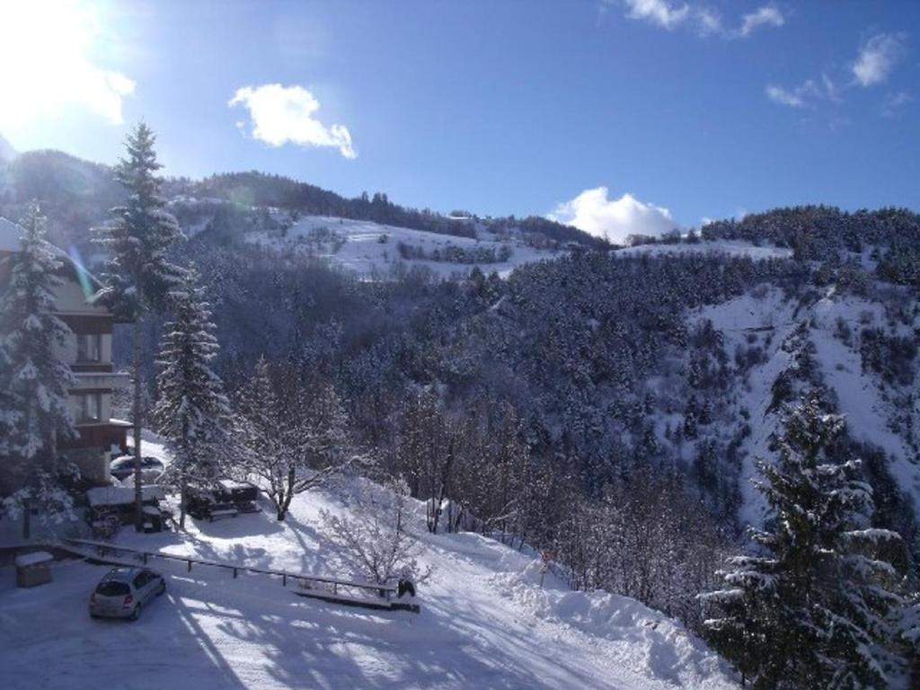 Appartement Enchastrayes, 1 pièce, 6 personnes - FR-1-691-23 Immeuble CBU n° 327, 04400 Enchastrayes