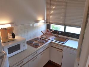 Appartement Enchastrayes, 1 pièce, 6 personnes - FR-1-691-23