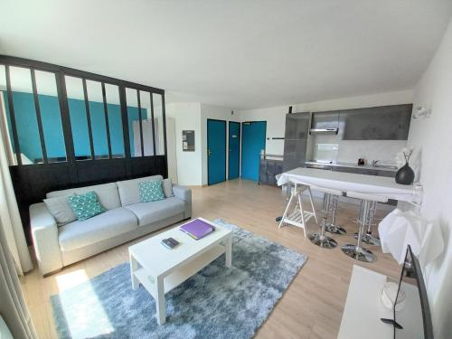 Appartement ensoleillé au pied du Futuroscope