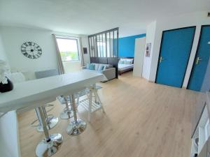Appartement ensoleillé au pied du Futuroscope