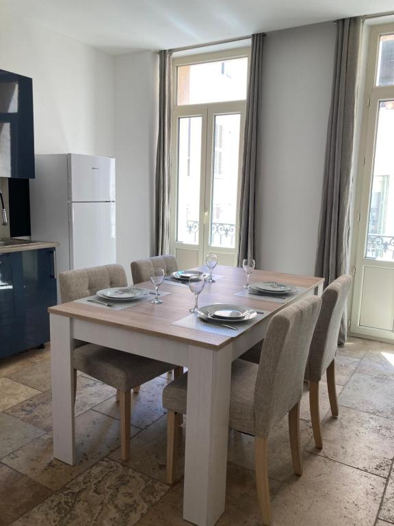 Appartement ensoleillé proche plage 54 Rue de la Garonne, 83700 Saint-Raphaël