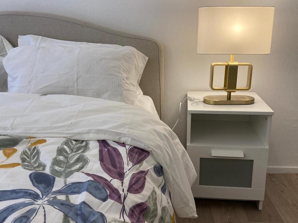 Appartement Appartement entier avec parking gratuit proche de Paris et Aéroport d'Orly Appartement 17, étage 2 79 Avenue René Panhard 94320 Thiais