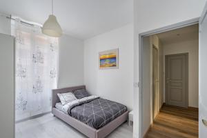 Appartement entier: calme, spacieux, 2 chambres.