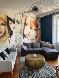 appartement entièrement rénové de 100 M2 à 2 pas de la plage