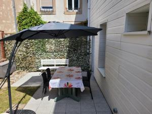 Appartement Appartement Épinal, 2 pièces, 2 personnes - FR-1-589-265 21 Rue Notre Dame de Lorette rez-de-chaussée 88000 Épinal Lorraine