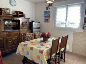 Appartement Erdeven, 3 pièces, 4 personnes - FR-1-397-47