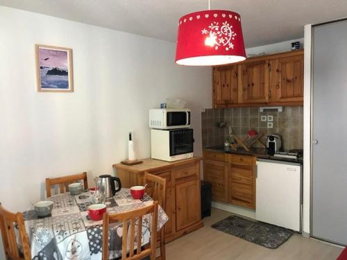 Appartement Esquièze-Sère, 2 pièces, 4 personnes - FR-1-402-123