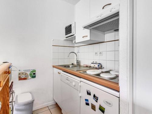 Appartement Esquièze-Sère, 2 pièces, 4 personnes - FR-1-402-21