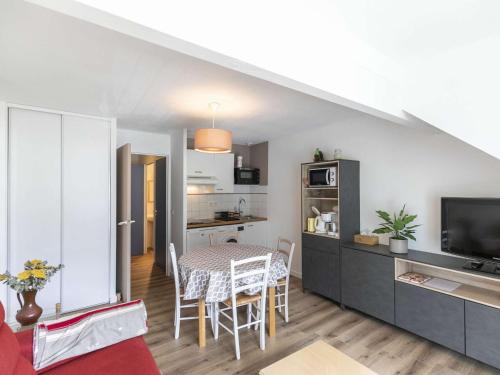 Appartement Esquièze-Sère, 3 pièces, 6 personnes - FR-1-402-117