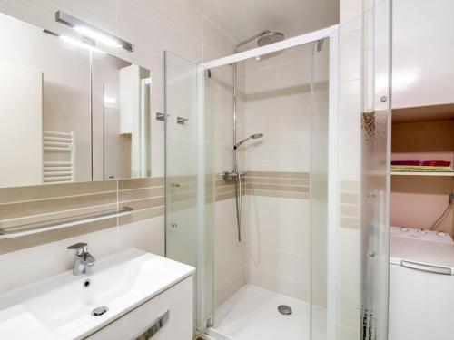 Appartement Esquièze-Sère, 3 pièces, 7 personnes - FR-1-402-1