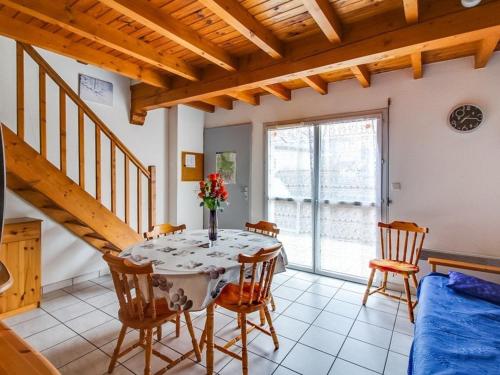 Appartement Esquièze-Sère, 3 pièces, 7 personnes - FR-1-402-36