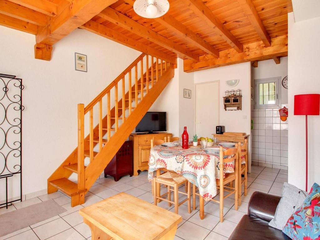 Appartement Esquièze-Sère, 4 pièces, 6 personnes - FR-1-402-90 RESIDENCE DU CHATEAU, 24, 65120 Esquièze - Sère