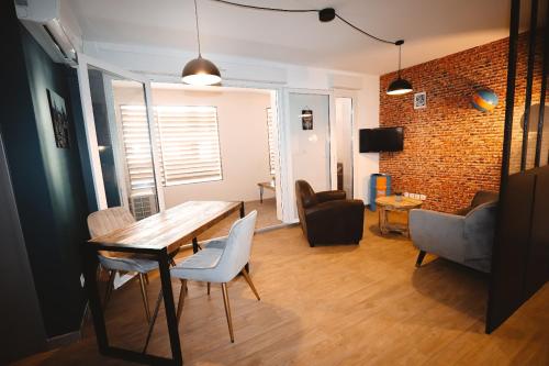 Appartement et Garage au Cœur de l'Isle
