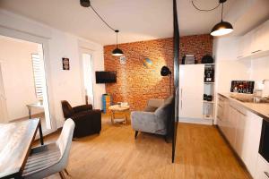 Appartement et Garage au Cœur de l'Isle