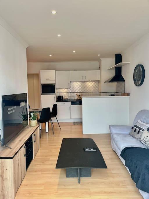 Appartement et parking au centre d'Argeles Gazost 31 Rue Maréchal Foch, 65400 Argelès-Gazost