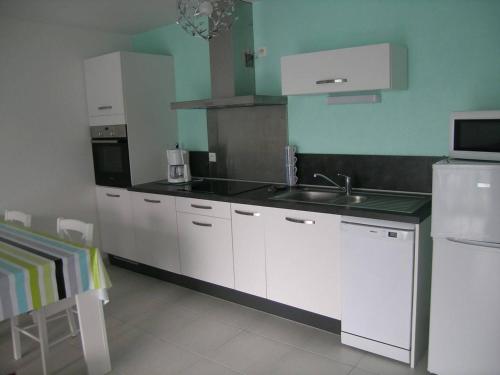 Appartement Étel, 2 pièces, 4 personnes - FR-1-479-59
