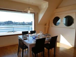 Appartement Étel, 4 pièces, 6 personnes - FR-1-479-94