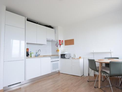Appartement Évian-les-Bains, 2 pièces, 2 personnes - FR-1-498-85