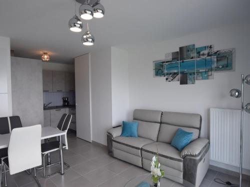 Appartement Évian-les-Bains, 3 pièces, 4 personnes - FR-1-498-75