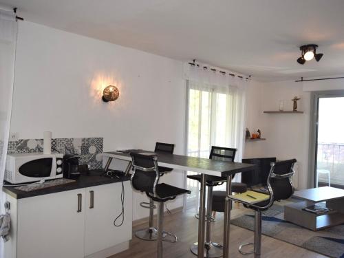 Appartement Évian-les-Bains, 3 pièces, 4 personnes - FR-1-498-80