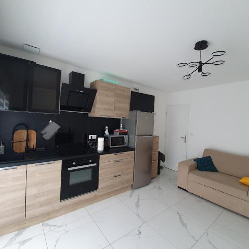 Appartement EVR!CA - 1 place parking gratuit