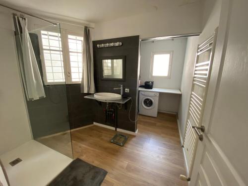Appartement eygalieres avec petit jardin