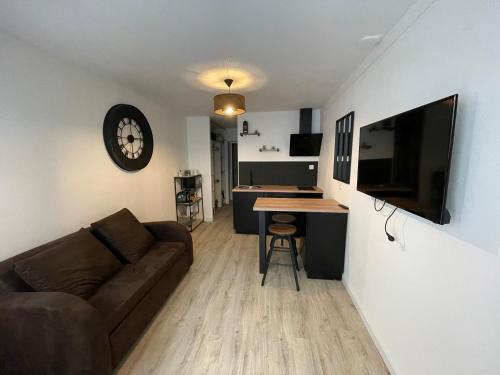 Appartement f1 au centre chateaurenard