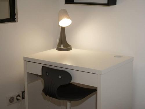 Appartement F2 de Standing avec terrasse et jardin privatif Aux Portes de Paris (M13)