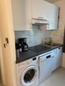 Appartement F2 luxueux neuf valescure