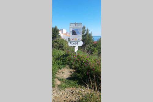 Appartement F2 proche des criques et thalasso