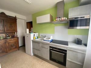 Appartement F3 de 60 m² au rez de chaussée d'une villa