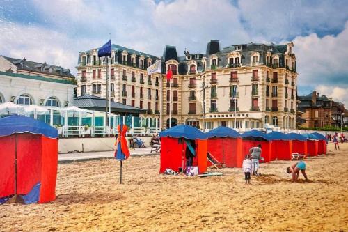 Appartement FACE MER accès direct plage