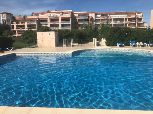 Appartement Face Mer, Piscine