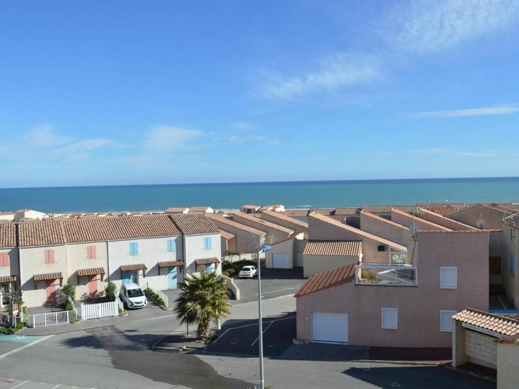 Appartement Appartement Fleury-Saint-Pierre-la-Mer, 2 pièces, 4 personnes - FR-1-229D-280 Appartement Bat B Esc 4 NÂ°10 3Eme Etage - Rue F. De Magellan - 11560 Saint Pierre La Mer