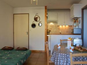 Appartement Fleury-Saint-Pierre-la-Mer, 2 pièces, 6 personnes - FR-1-229D-249