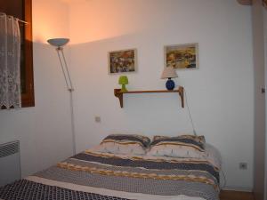 Appartement Font-Romeu-Odeillo-Via, 1 pièce, 4 personnes - FR-1-580-63