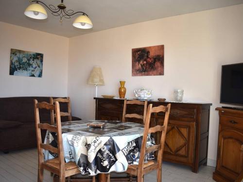 Appartement Font-Romeu-Odeillo-Via, 2 pièces, 4 personnes - FR-1-580-4