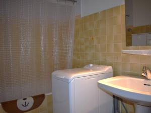 Appartement Font-Romeu-Odeillo-Via, 2 pièces, 4 personnes - FR-1-580-4
