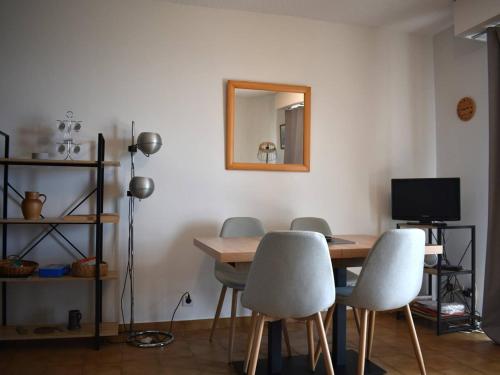 Appartement Font-Romeu-Odeillo-Via, 2 pièces, 4 personnes - FR-1-580-79
