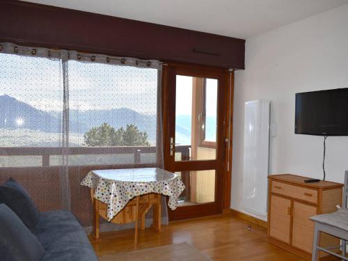 Appartement Font-Romeu-Odeillo-Via, 2 pièces, 5 personnes - FR-1-580-69