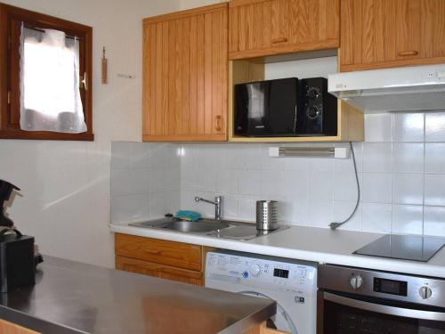 Appartement Font-Romeu-Odeillo-Via, 2 pièces, 5 personnes - FR-1-580-69
