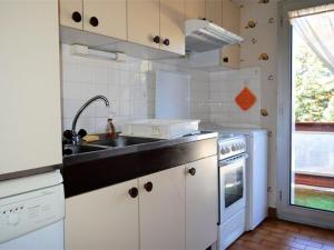 Appartement Font-Romeu-Odeillo-Via, 3 pièces, 6 personnes - FR-1-580-34