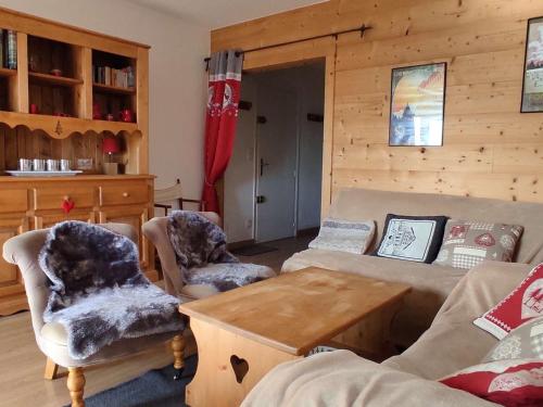 Appartement Font-Romeu-Odeillo-Via, 3 pièces, 6 personnes - FR-1-580-85